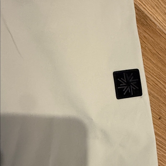 Isaora Gray Rain Shell - M - Picture 3 of 9